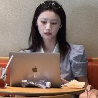 人民的爱丽丝